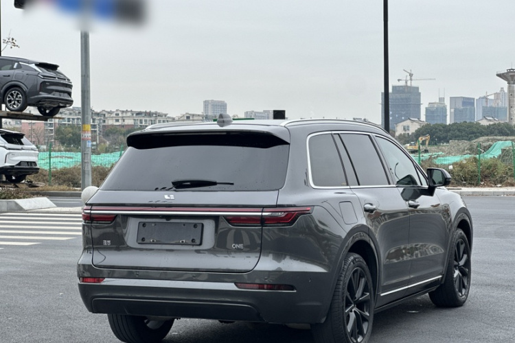 理想汽车 理想ONE 2021款 增程6座版车身外观6002