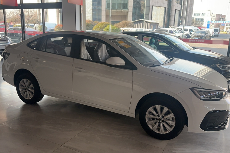 大众 朗逸 2025款 新锐 1.5L 出众新逸版车身外观6002