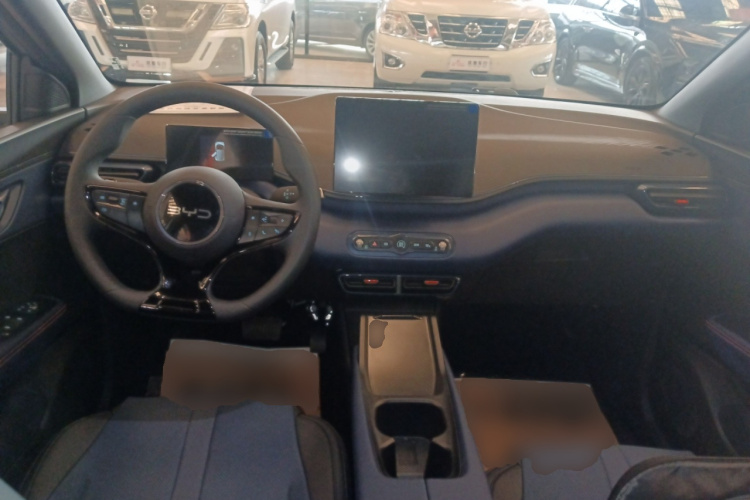 比亚迪 海鸥 2025款 智驾版 305km 活力版中控内饰12