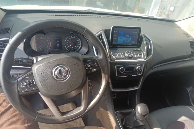 东风风神AX5 2017款 1.4T 手动趣尚型中控内饰12