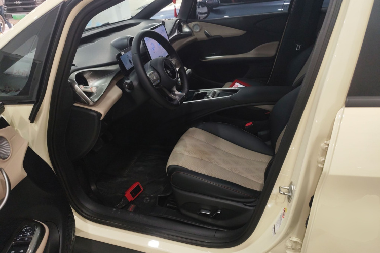 比亚迪 海豚 2023款 420km 自由版中控内饰19