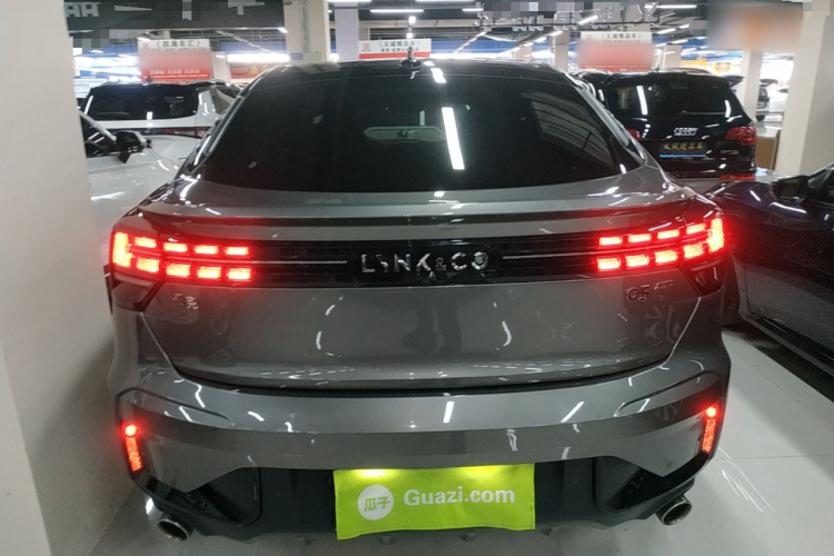 领克05 2020款 2.0TD 四驱劲Halo车身外观6