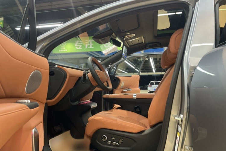 长安启源E07 2025款 增程 四驱 39kWh Ultra高性能版中控内饰7006