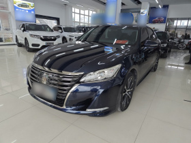 丰田 皇冠 2018款 2.0T 时尚版