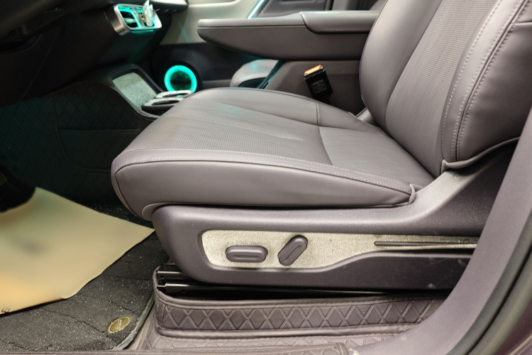 零跑汽车 零跑B10 2025款 510悦享版中控内饰7001