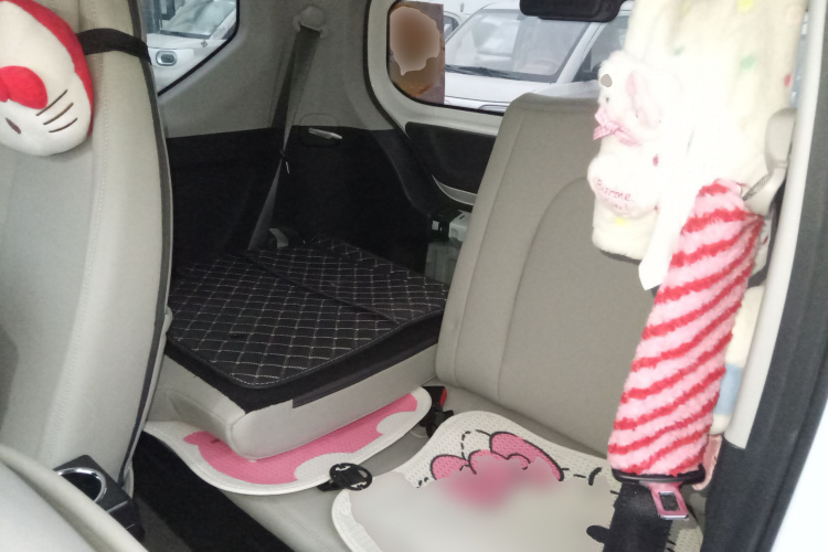 五菱汽车 宏光MINIEV 2022款 轻松款 磷酸铁锂中控内饰7004