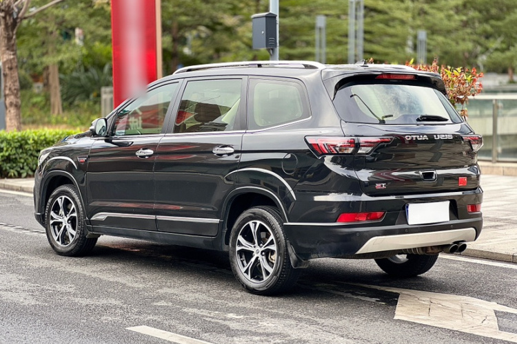 比速汽车 比速T5 2017款 1.5T 自动尊贵型车身外观6009