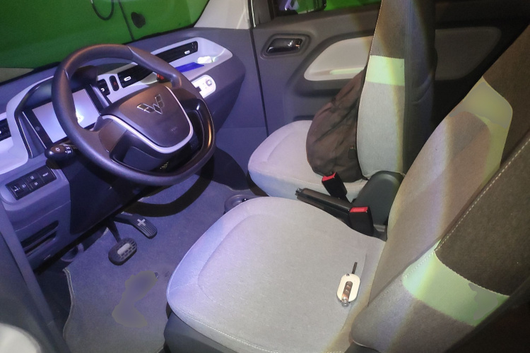 五菱汽车 宏光MINIEV 2022款 马卡龙时尚款 三元锂中控内饰19