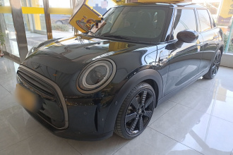 MINI 2023款 1.5T COOPER 国王十字特别版 五门版