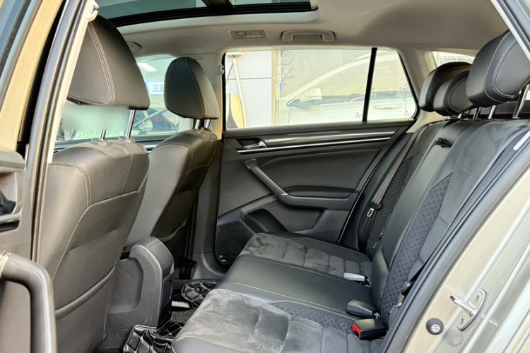 大众 C-TREK蔚领 2018款 1.5L 自动豪华型车身外观6008