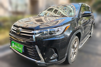 丰田 汉兰达 2021款 2.0T 四驱尊贵版 7座