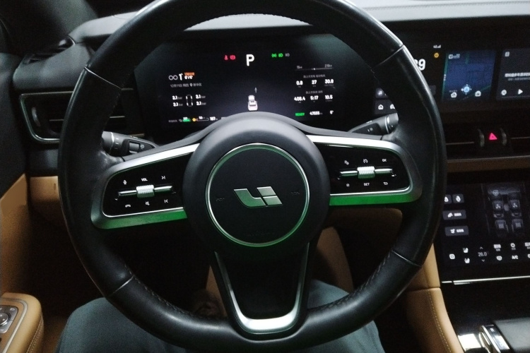 理想汽车 理想ONE 2021款 增程6座版局部细节13