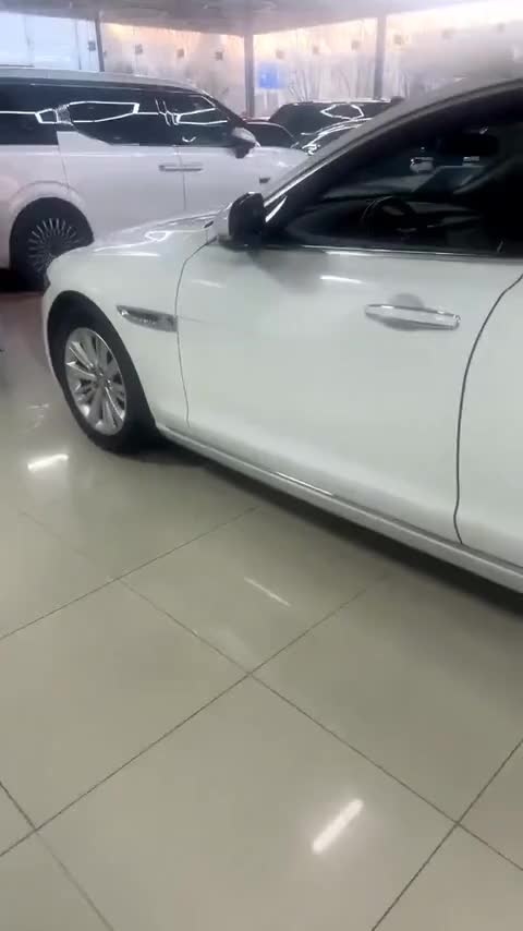 奔驰CLS 2013款 CLS 350 猎装时尚型讲解2