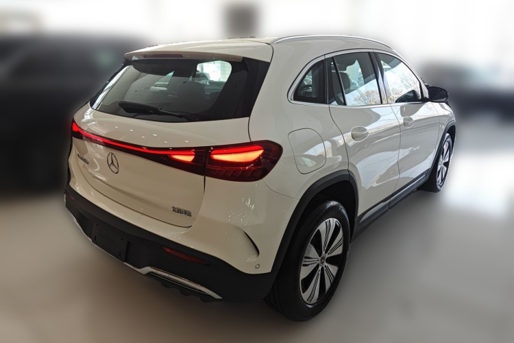 奔驰EQA 2025款 EQA 260车身外观7