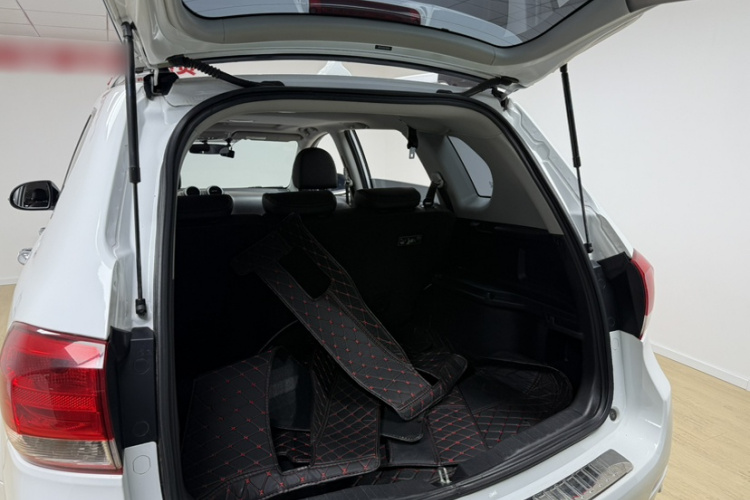 哈弗H6 2016款 升级版 1.5T 手动两驱精英型局部细节23