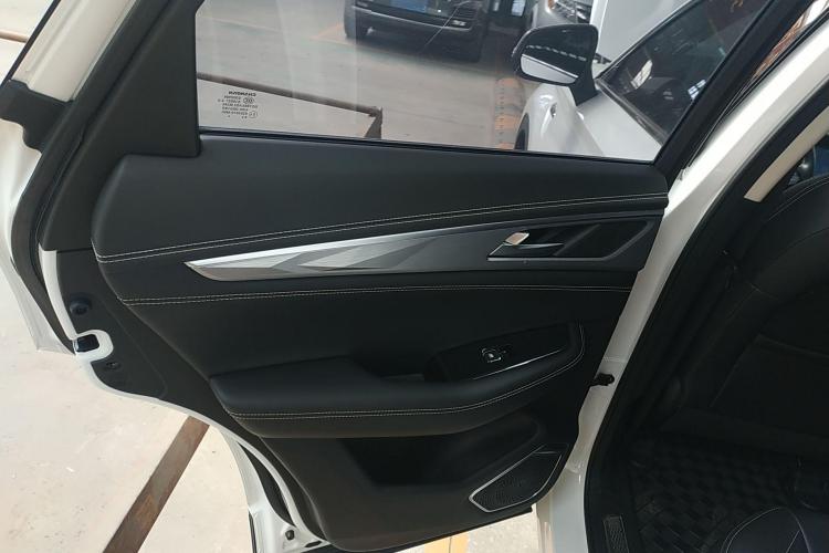 长安CS85 COUPE 2019款 2.0T 自动动版 国V中控内饰49