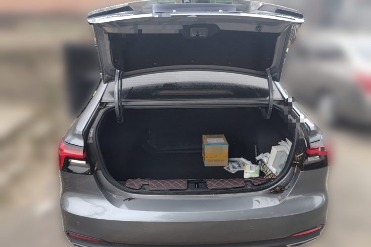 荣威i6 MAX 2020款 300TGI 自动爽酷天幕智驾Supreme版中控内饰23