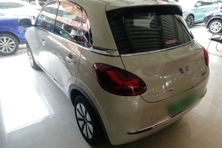 五菱汽车 五菱缤果 2023款 203km 舒享款车身外观6003