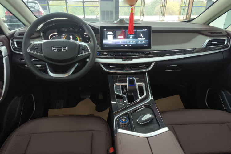 吉利汽车 嘉际新能源 2022款 1.5TD PHEV 白金舒适型中控内饰7002