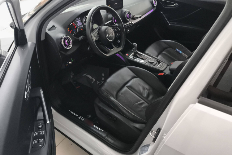 奥迪Q2L 2022款 35 TFSI 进取动感型中控内饰20
