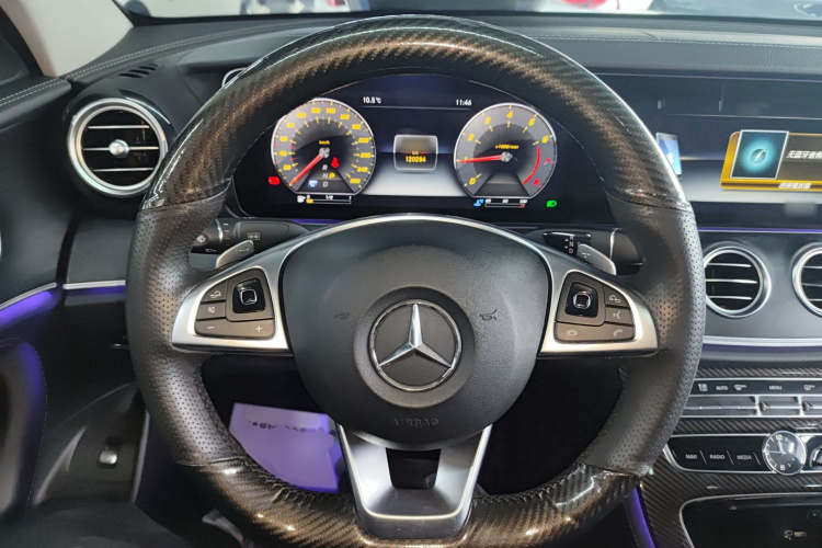 奔驰E级 2016款 E 200 L 运动型局部细节13