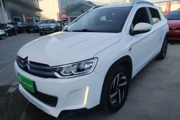 雪铁龙C3-XR 2015款 1.6L 自动先锋型车身外观1