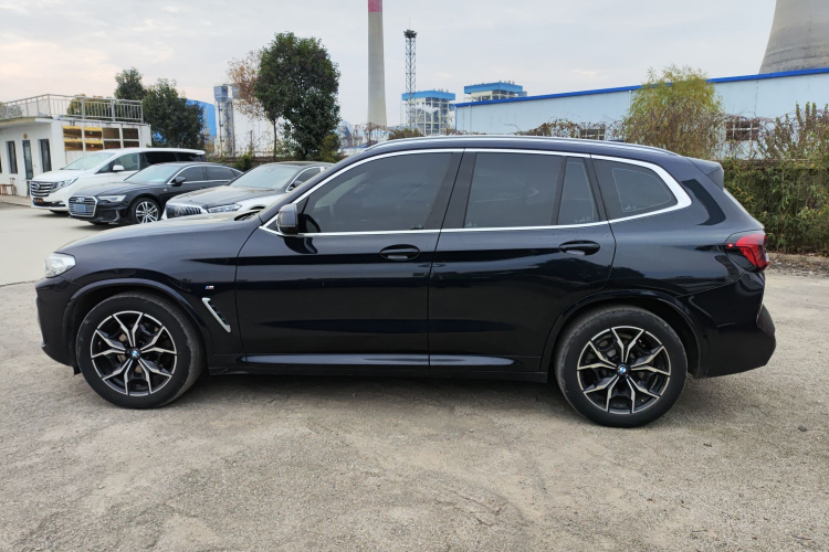 宝马X3 2022款 xDrive25i M运动套装车身外观4