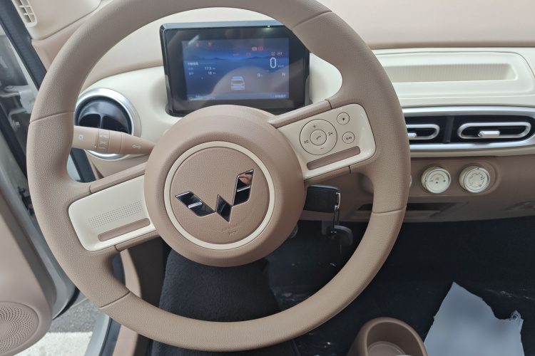 五菱汽车 宏光MINIEV 2025款 四门版 进阶款中控内饰13