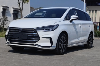 比亚迪 宋MAX新能源 2022款 DM-i 105KM 尊荣型