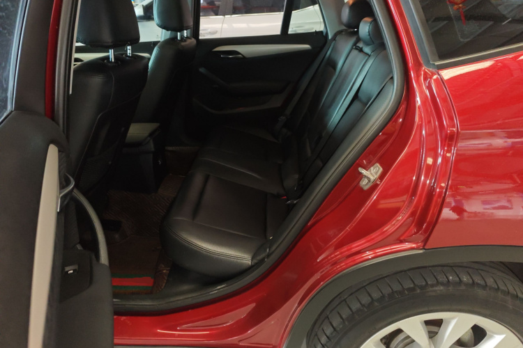 宝马X1 2014款 sDrive18i 时尚型中控内饰21