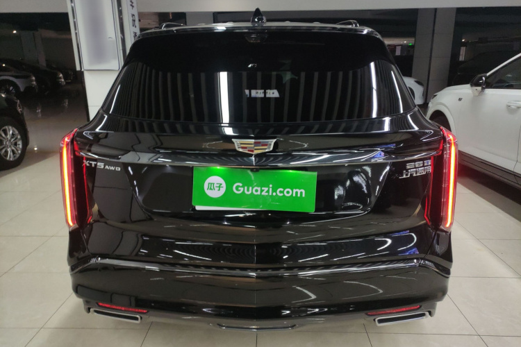 凯迪拉克XT5 2025款 2.0T 铂金型车身外观6