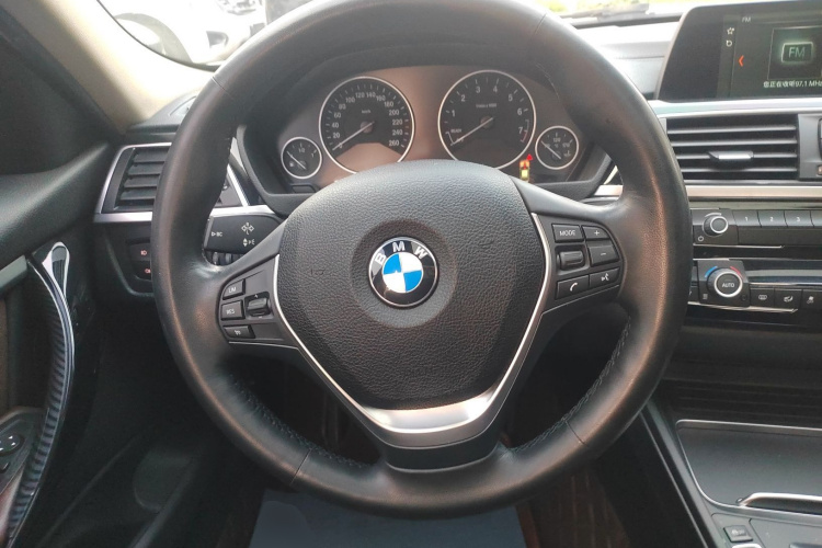 宝马3系 2018款 320Li 时尚型中控内饰13