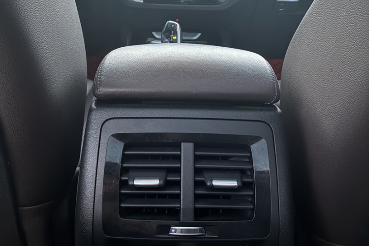 宝马X3 2020款  xDrive28i M运动套装中控内饰7009