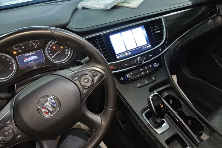 别克 君越 2021款 652T 豪华型中控内饰12