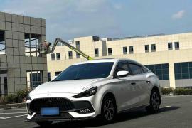 名爵 MG5 2023款 180DVVT CVT风尚版