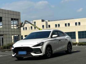 名爵 MG5 2023款 180DVVT CVT风尚版