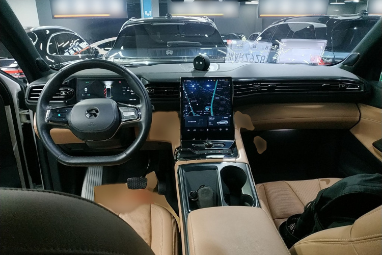 蔚来ES8 2020款 450KM 六座版中控内饰7002