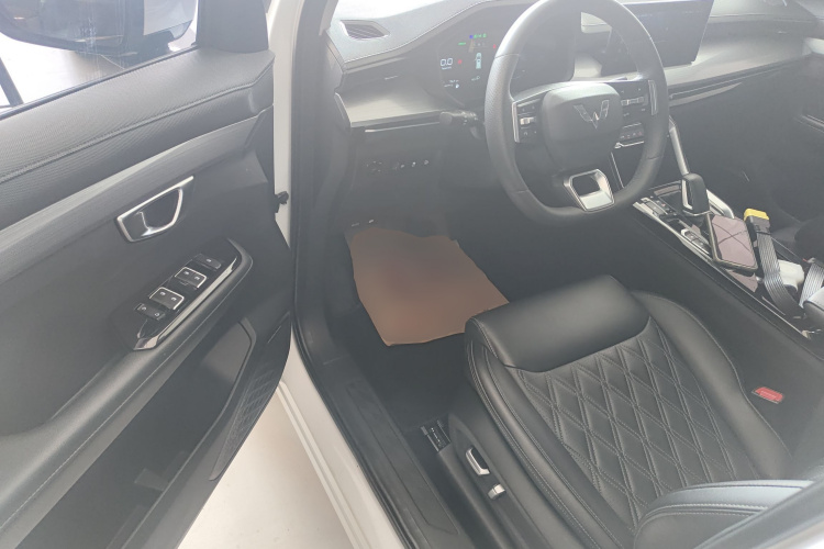 五菱汽车 五菱星辰 2022款 2.0L DHT电速款中控内饰7003