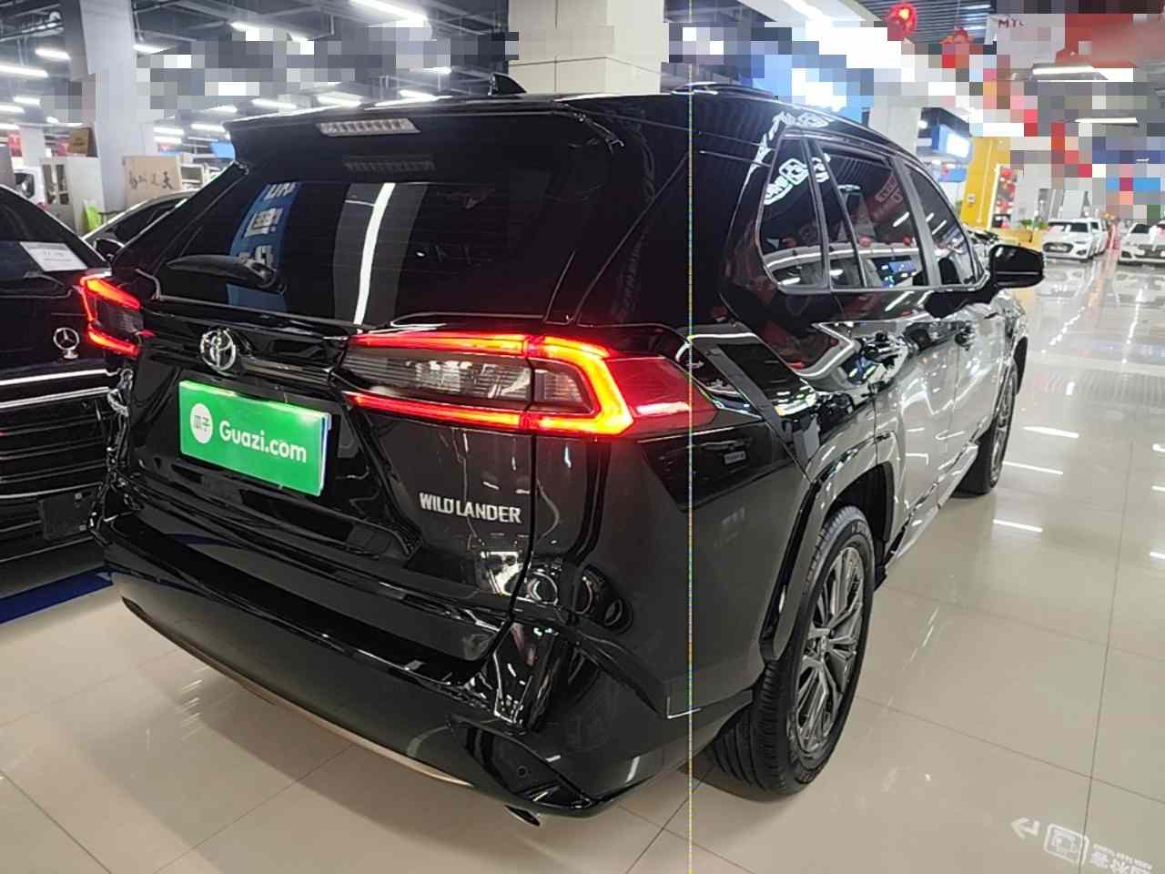 丰田 威兰达 2024款 2.0L CVT两驱豪华PLUS版(4)