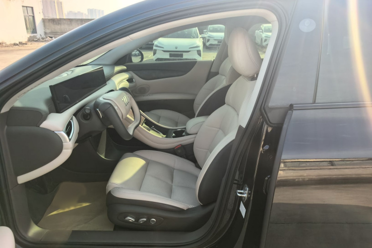 智己汽车 智己L6 2024款 Max 标准版中控内饰7002