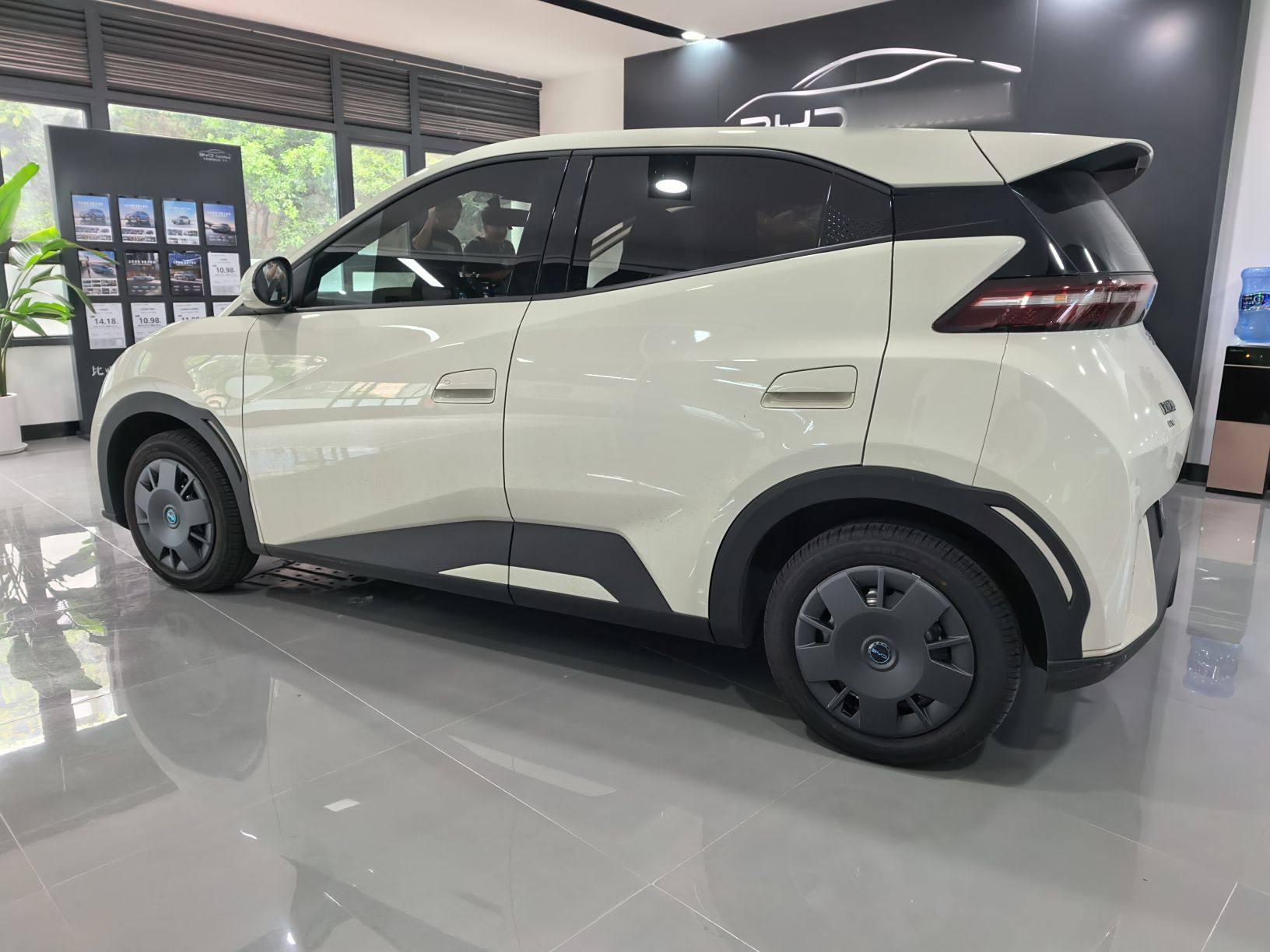 比亚迪 海鸥 2025款 305km 活力版