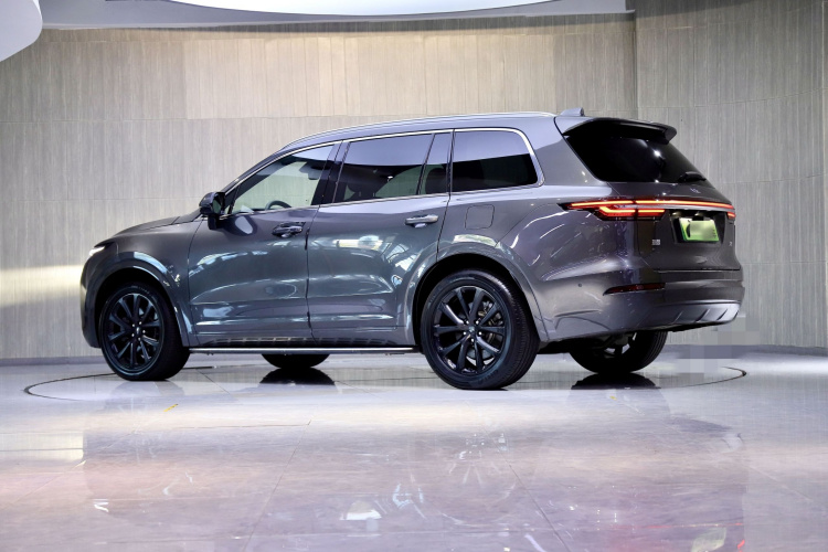 理想汽车 理想ONE 2021款 增程6座版车身外观6006