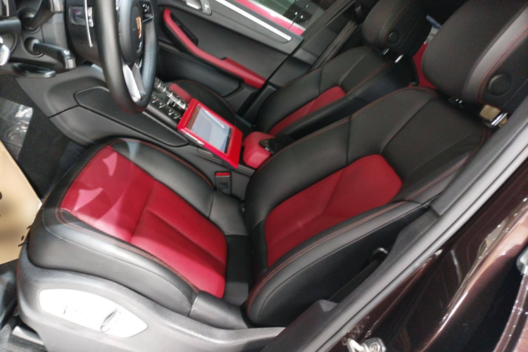 保时捷 2018款 Macan 2.0T中控内饰19