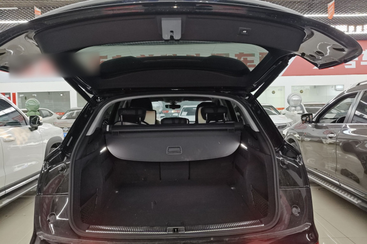 奥迪Q5L 2022款 40T 时尚动感型局部细节23