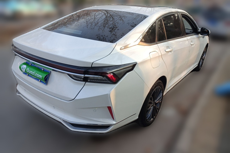 东风风神 奕炫MAX 2021款 1.5T 超能型爸版车身外观7