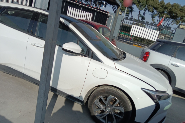 别克 微蓝6 2019款 互联智享型车身外观3