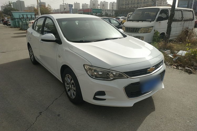 雪佛兰 科沃兹 2016款 1.5L 手动欣享版车身外观3