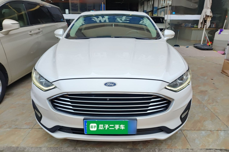 福特 蒙迪欧 2018款 EcoBoost 200 智控时尚型 国VI车身外观2