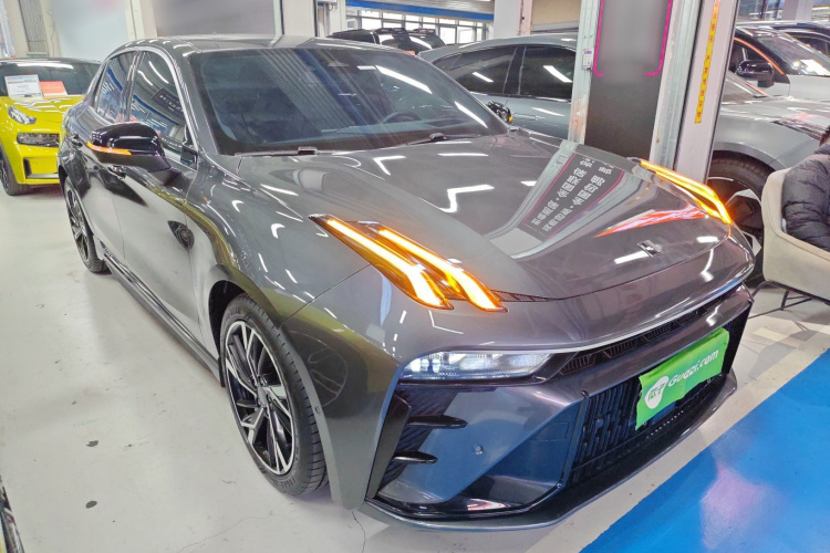 领克03 2023款 2.0TD DCT劲Halo车身外观3