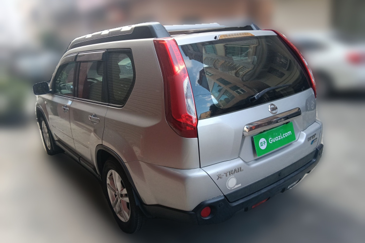 日产 奇骏 2012款 2.5L CVT豪华版 4WD车身外观6003